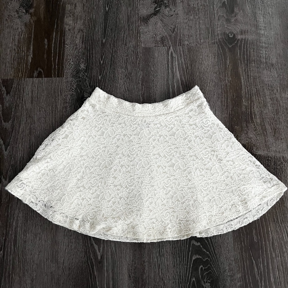 Forever 21 White Floral Skirt